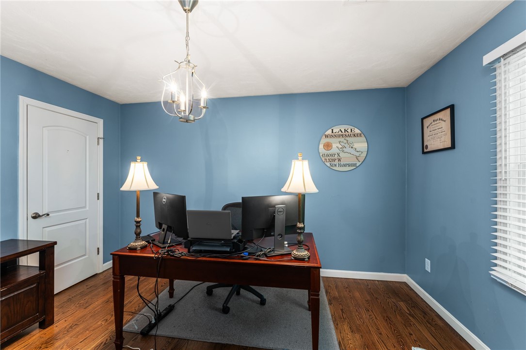 Smithfield, Rhode Island 02917, United States, 3 Bedrooms Bedrooms, ,3 BathroomsBathrooms,Residential,Active,166137