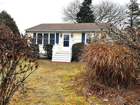 135 Holly Road South Kingstown RI 02879