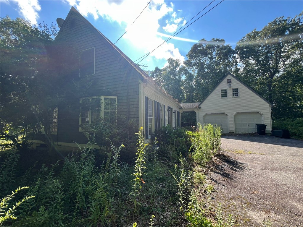 1224 Hartford Pike Pike