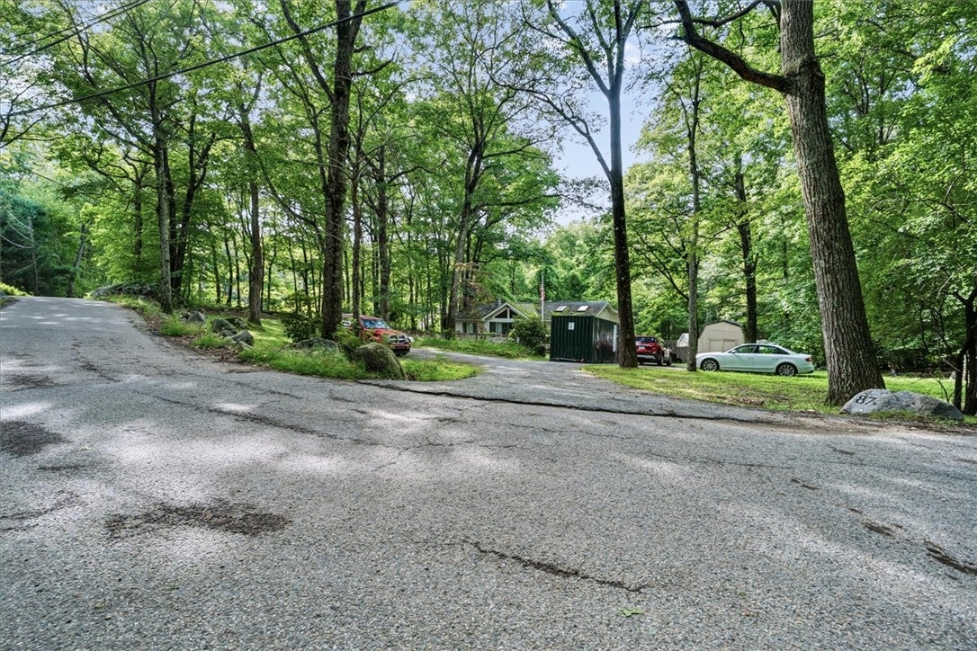 87 Tower Hill Road