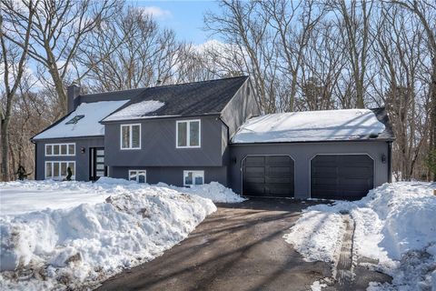 71 Woodmist Way North Kingstown RI 02852