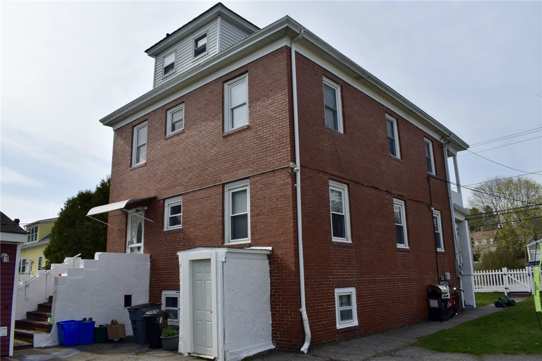 88 Maple Avenue