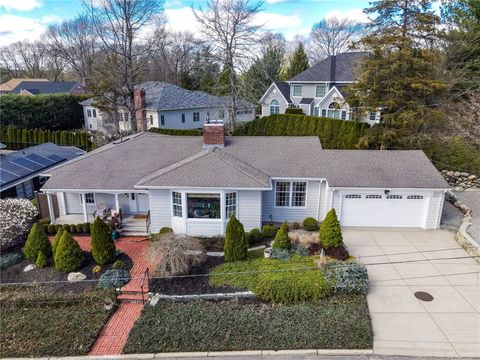 12 Coldbrook Court Cranston RI 02920