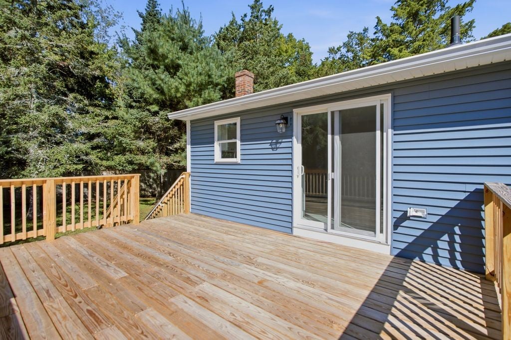 174 Ten Rod Road