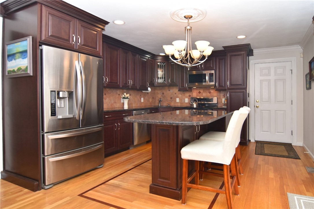 21 Deer View Road