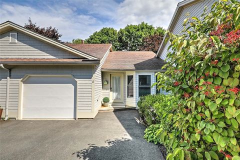 12 Valley Lane 12 Portsmouth RI 02871