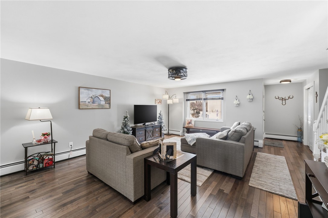 500 Greenwich Avenue 124