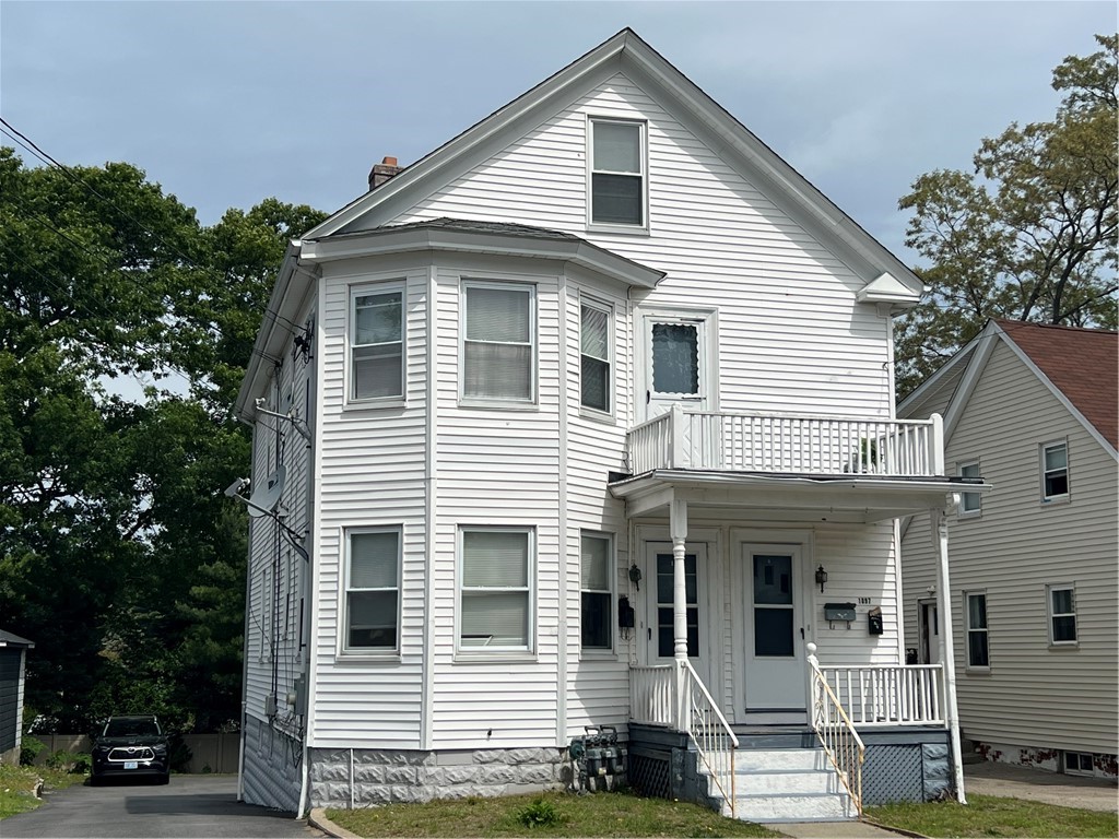 1097 Pontiac Avenue