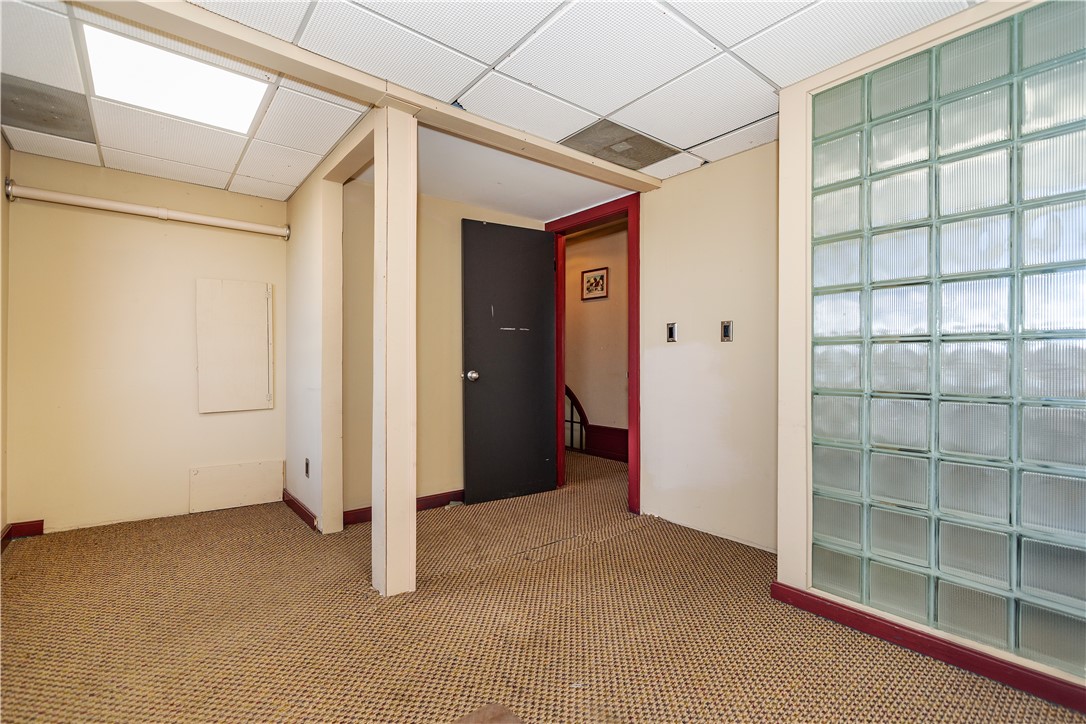 Warwick, Rhode Island 02888, United States, ,Residential,Active,91899