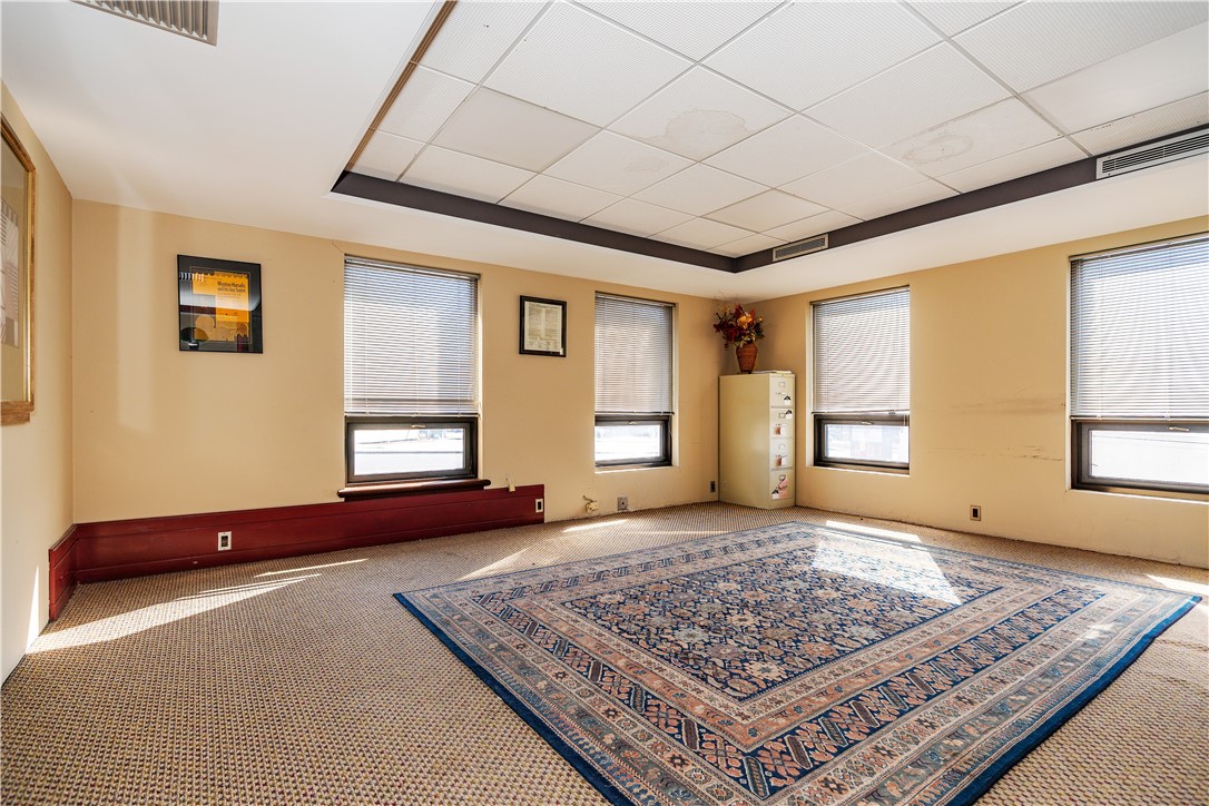 Warwick, Rhode Island 02888, United States, ,Residential,Active,91899