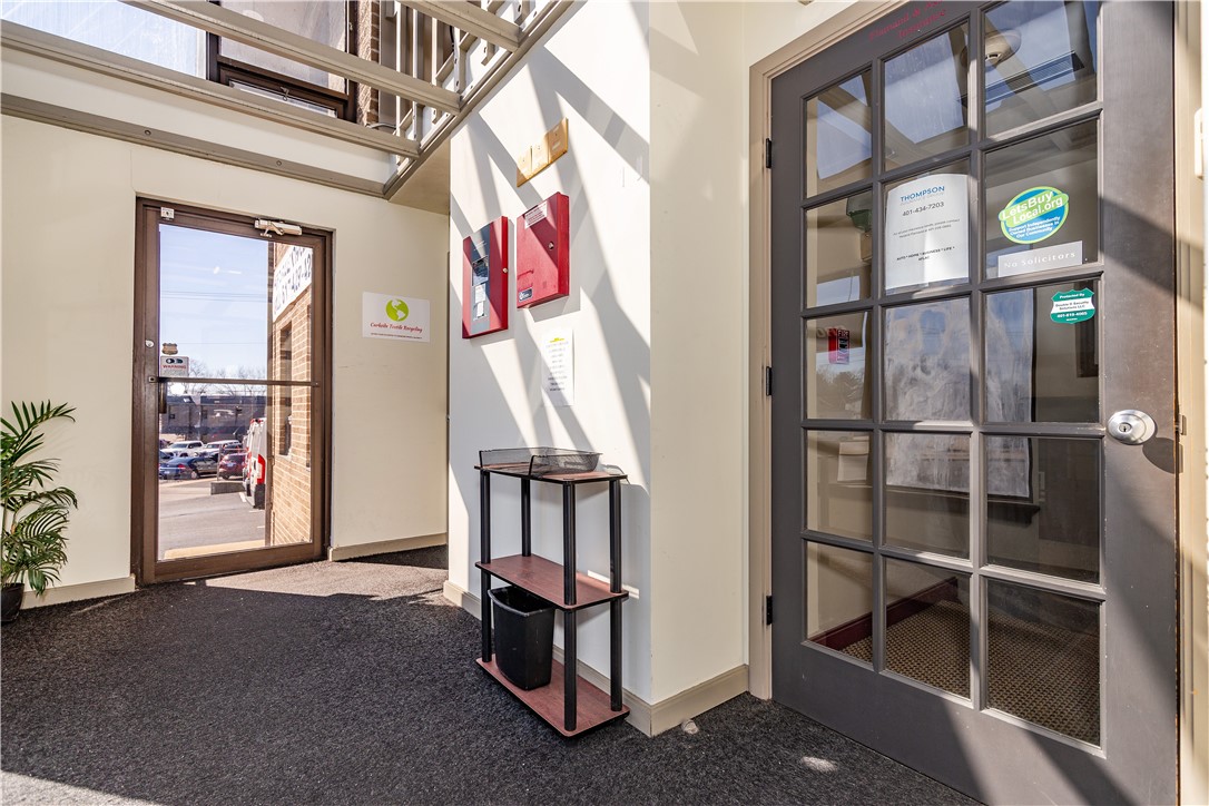 Warwick, Rhode Island 02888, United States, ,Residential,Active,91899