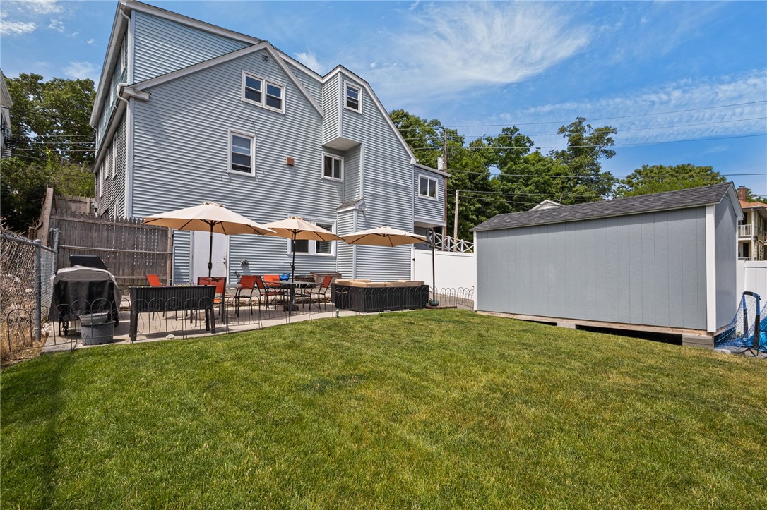 154 Mount Saint Charles Avenue
