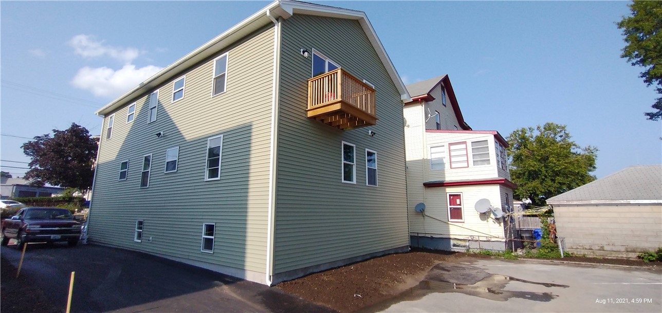 208 Cottage Street 206