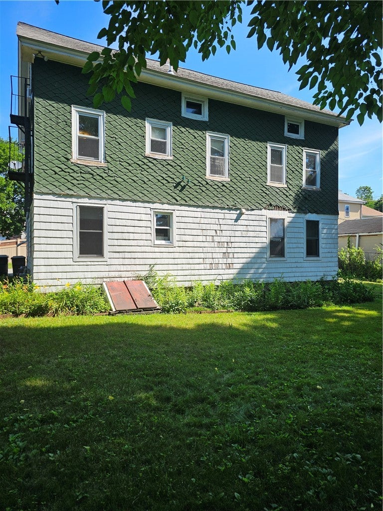 8 Snells Court 10