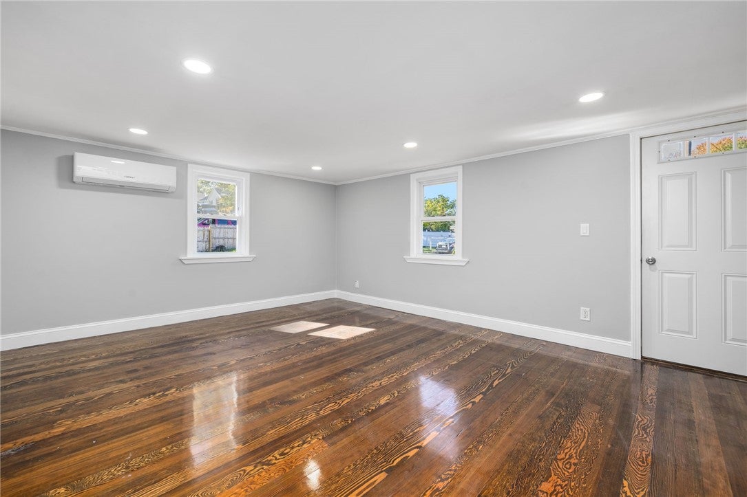 30 Uphill Avenue