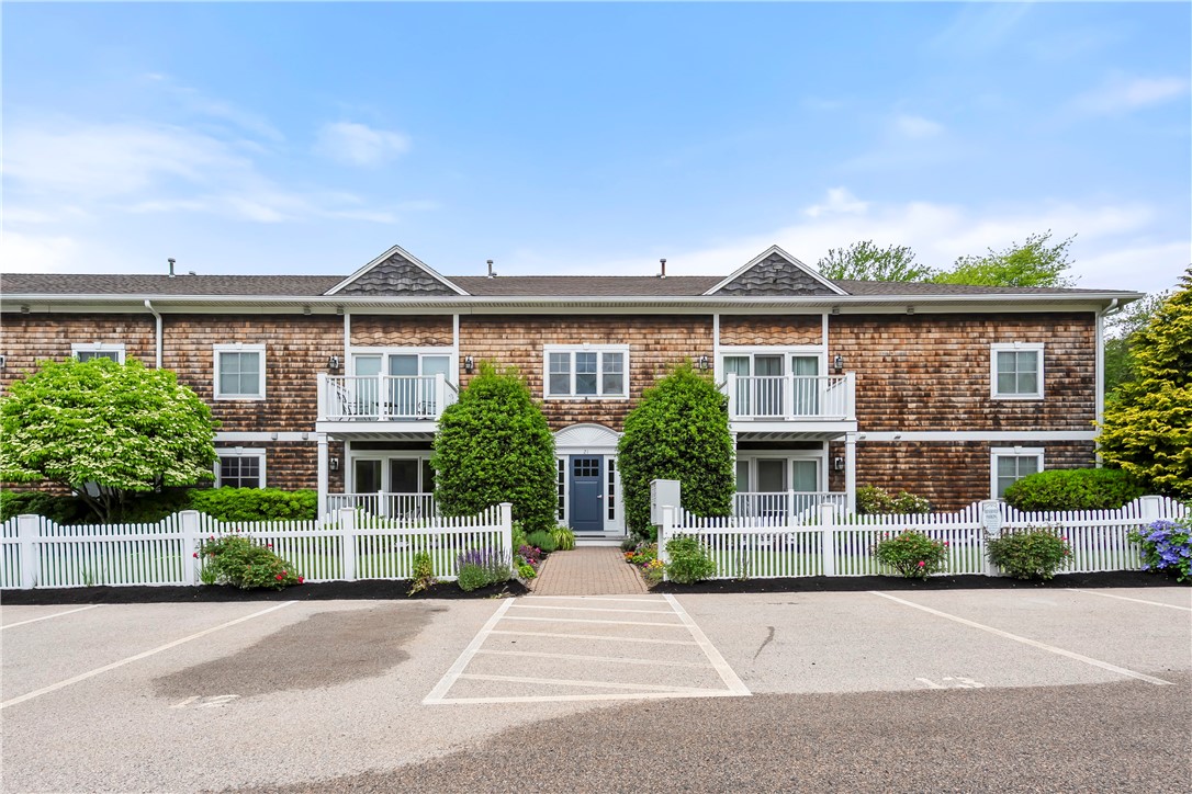 21 Starr Drive 207