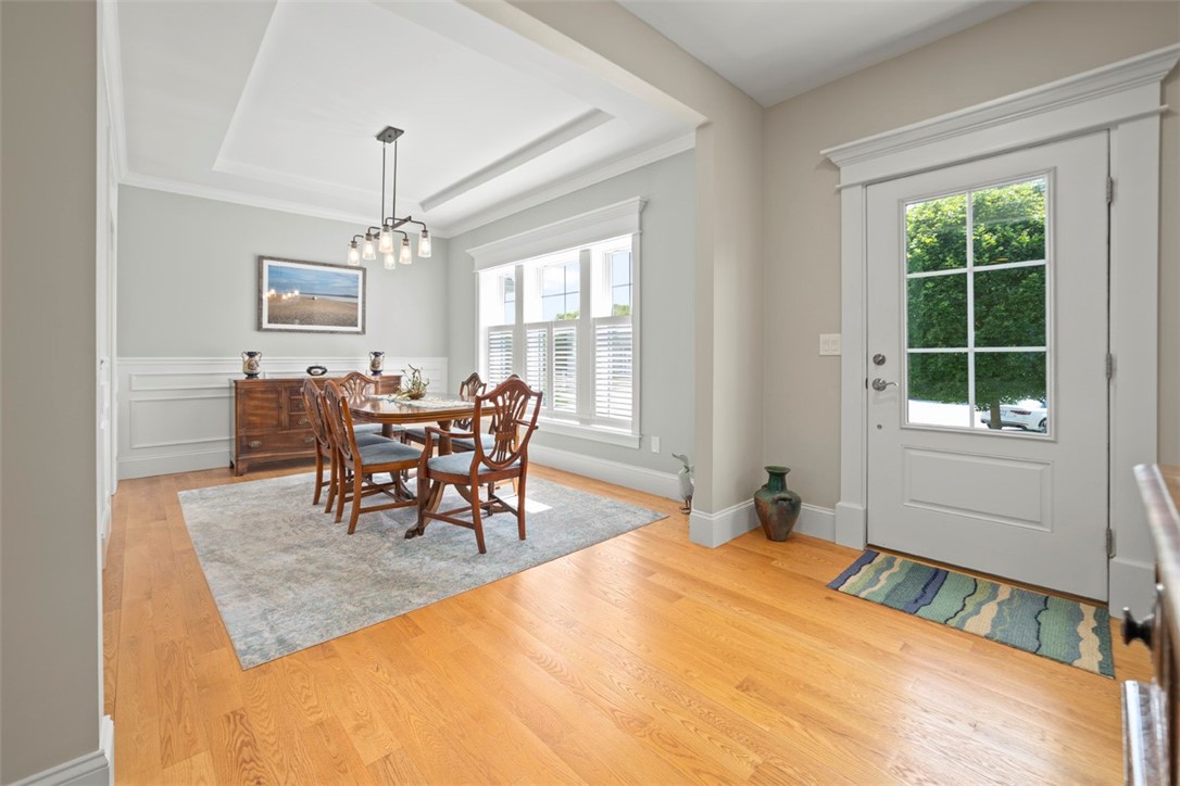 South Kingstown, Rhode Island 02879, United States, 3 Bedrooms Bedrooms, ,3 BathroomsBathrooms,Residential,Active,164839