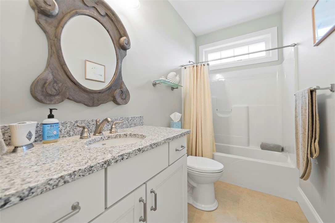 South Kingstown, Rhode Island 02879, United States, 3 Bedrooms Bedrooms, ,3 BathroomsBathrooms,Residential,Active,164839