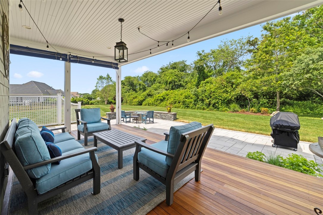 South Kingstown, Rhode Island 02879, United States, 3 Bedrooms Bedrooms, ,3 BathroomsBathrooms,Residential,Active,164839