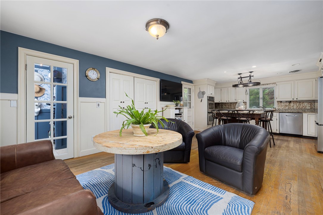 1 Gladridge Drive