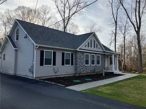 20 Little Rest Road South Kingstown RI 02881