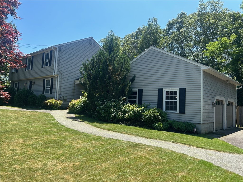 61 Candlewood Drive