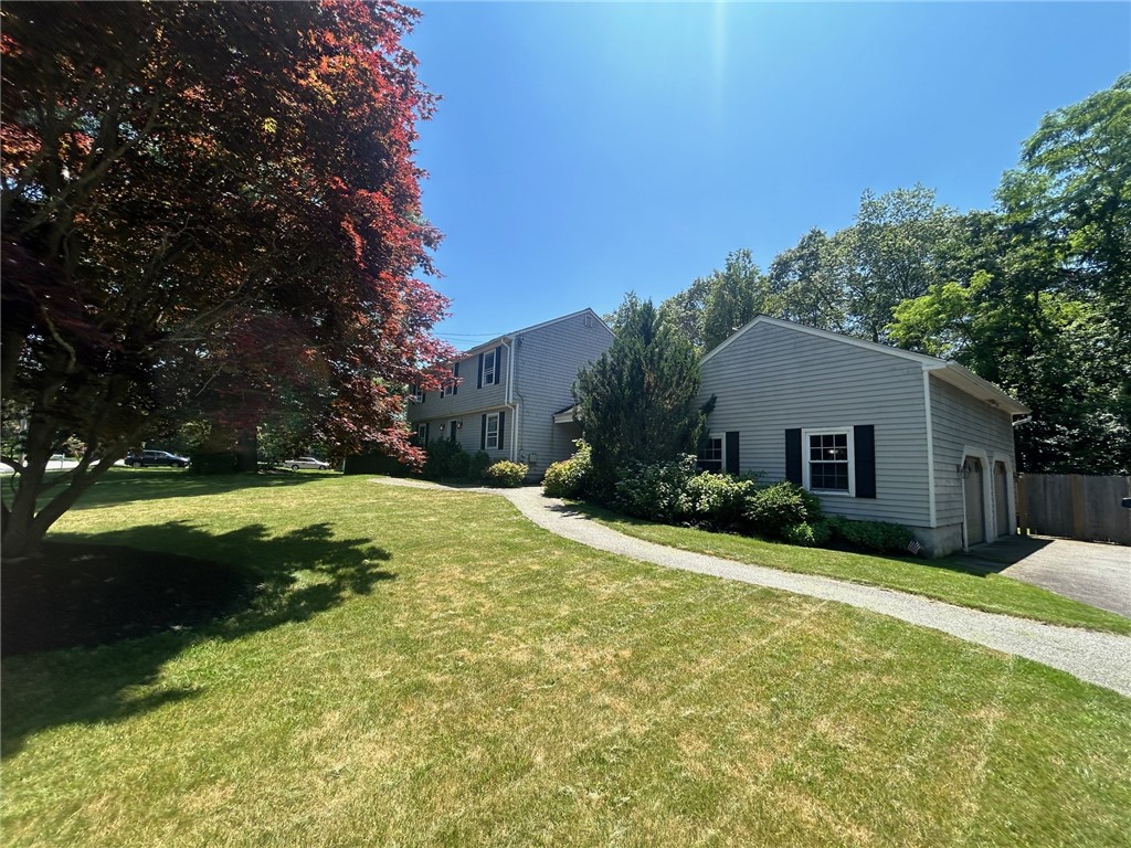 61 Candlewood Drive