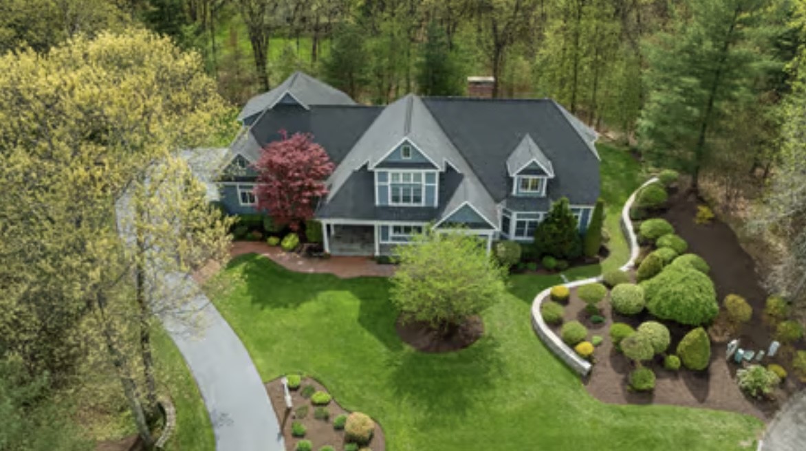34 Stone Ridge Road