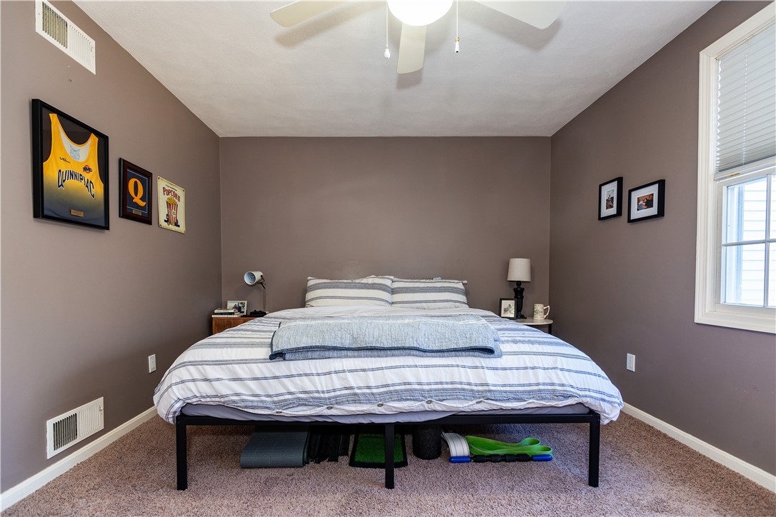 West Warwick, Rhode Island 02893, United States, 2 Bedrooms Bedrooms, ,2 BathroomsBathrooms,Residential,Active,8601