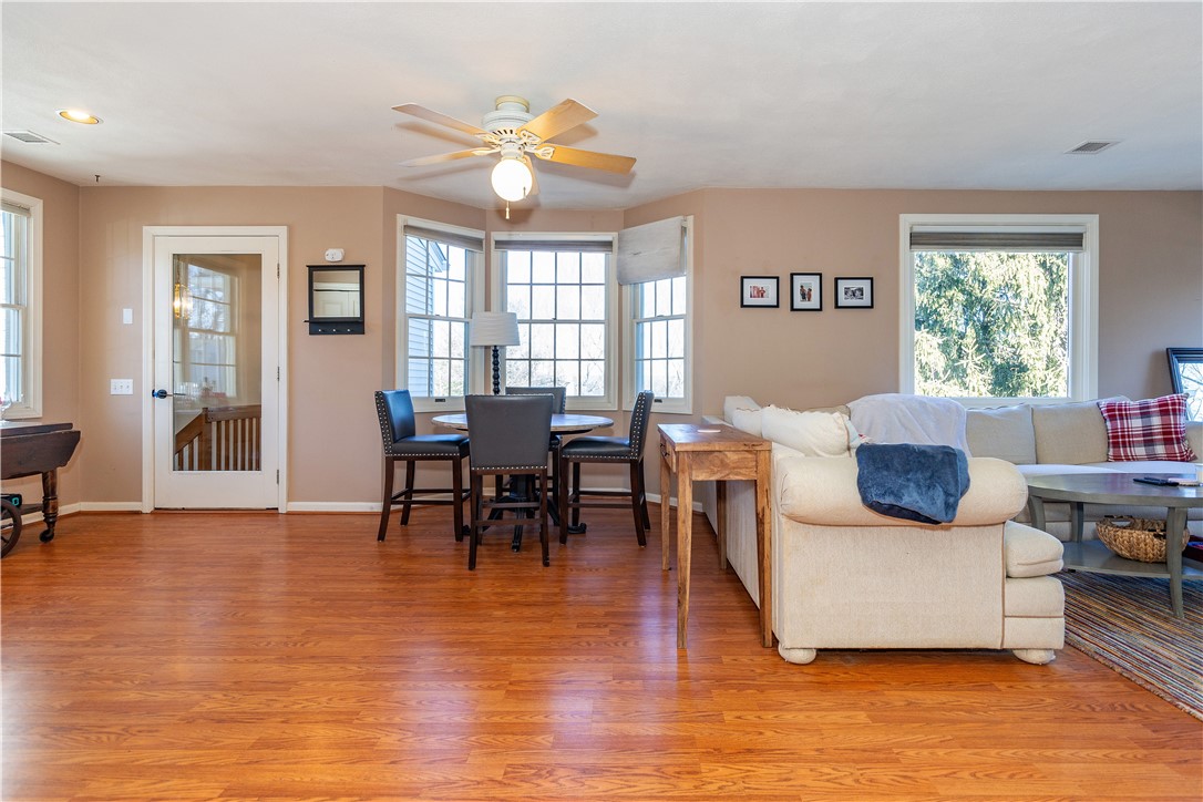 West Warwick, Rhode Island 02893, United States, 2 Bedrooms Bedrooms, ,2 BathroomsBathrooms,Residential,Active,8601