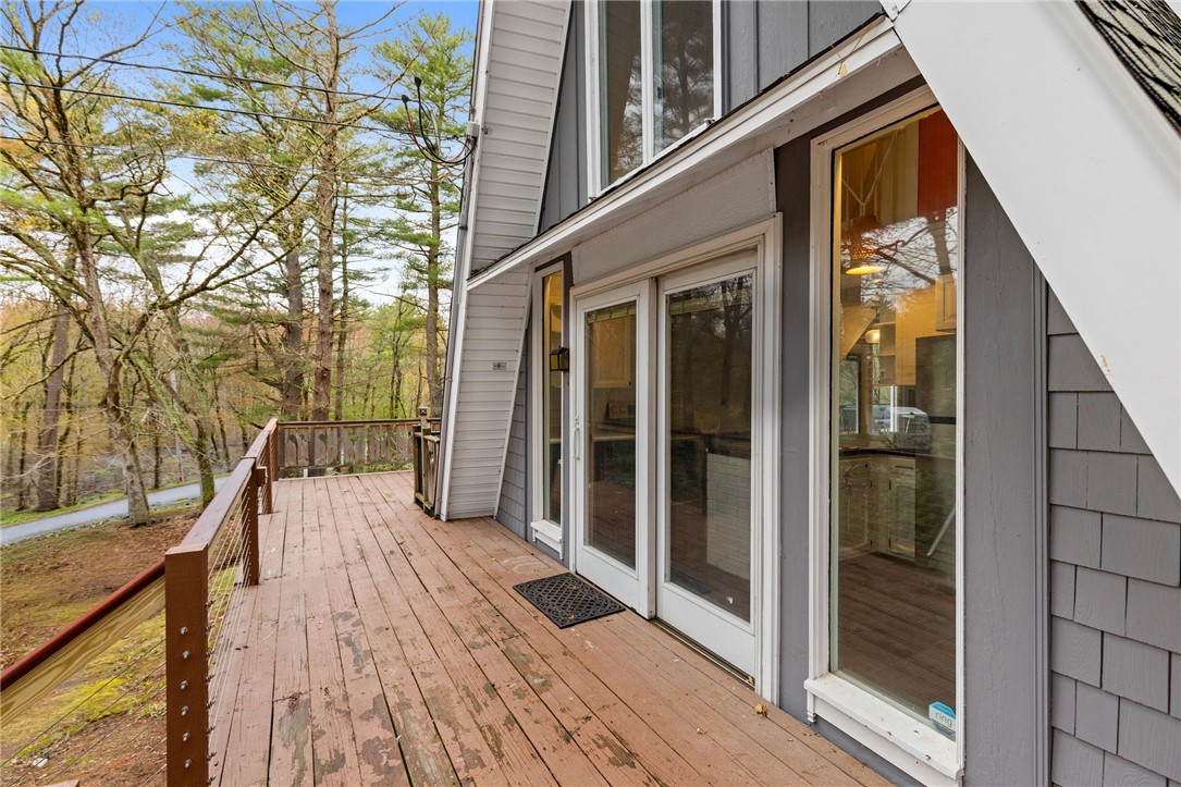 535 Log Road