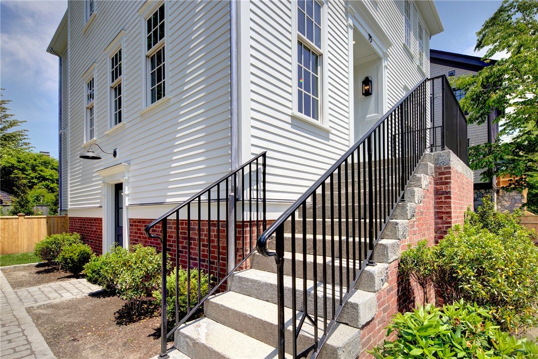 75 Bridge Street