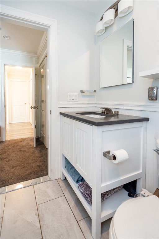 Warwick, Rhode Island 02886, United States, 2 Bedrooms Bedrooms, ,2 BathroomsBathrooms,Residential,Active,79436