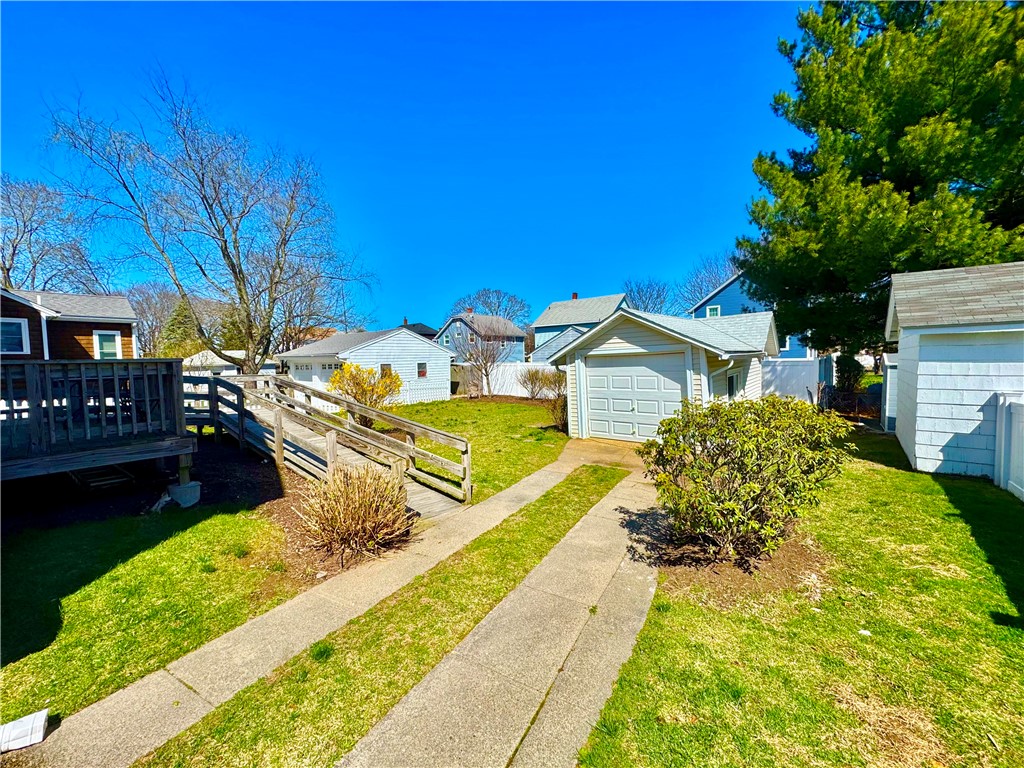 34 Kent Avenue