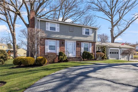 157 Sweetbriar Drive Cranston RI 02920