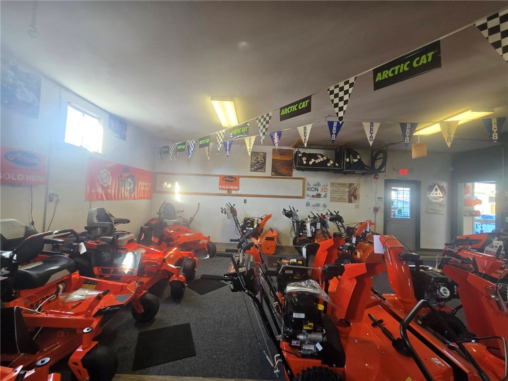 1017 Main Street 1 1019