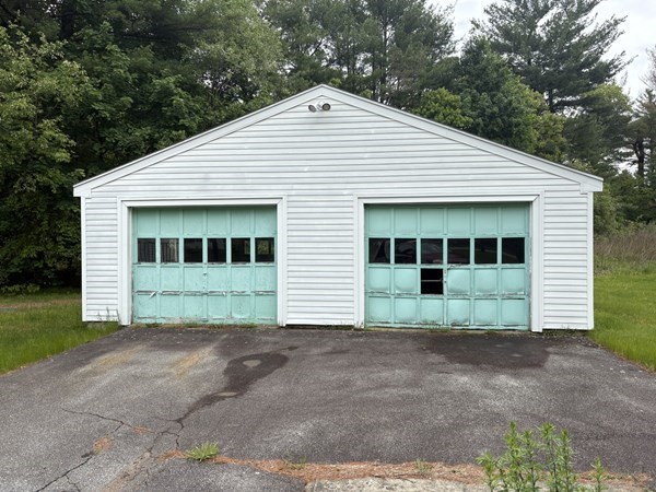 52 CARPENTER Street