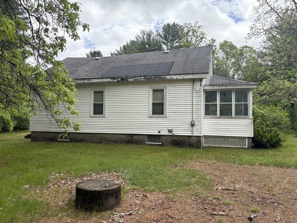 52 CARPENTER Street