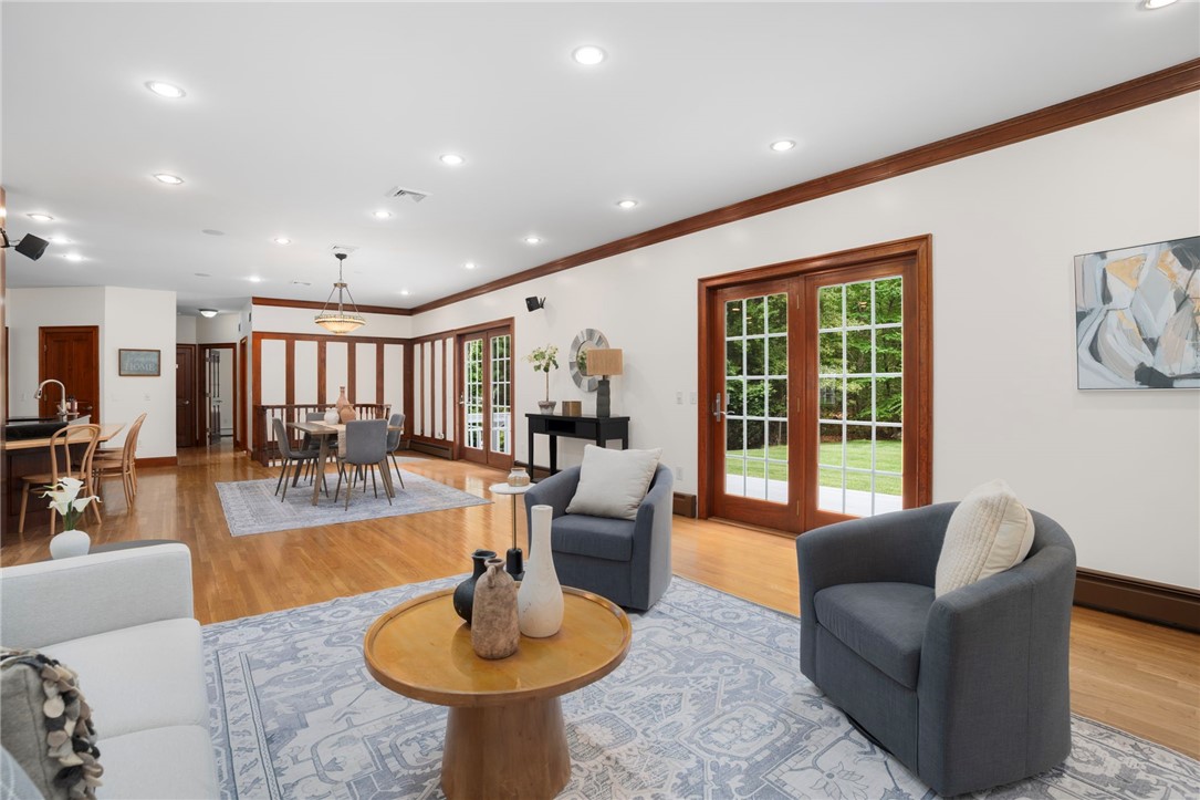 2197 Middle Road