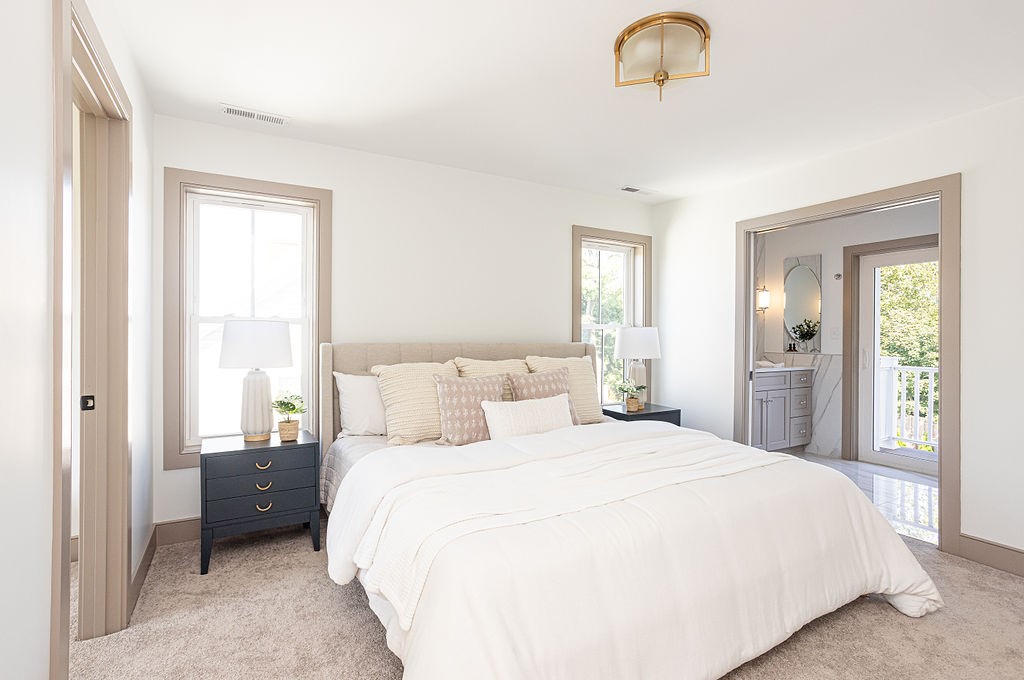 East Greenwich, Rhode Island 02818, United States, 3 Bedrooms Bedrooms, ,4 BathroomsBathrooms,Residential,Active,40489