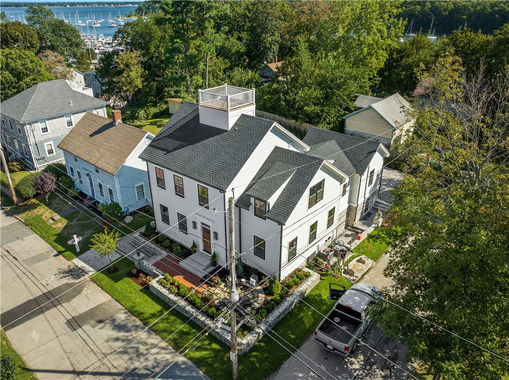 East Greenwich, Rhode Island 02818, United States, 3 Bedrooms Bedrooms, ,4 BathroomsBathrooms,Residential,Active,40489