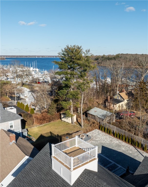 East Greenwich, Rhode Island 02818, United States, 3 Bedrooms Bedrooms, ,4 BathroomsBathrooms,Residential,Active,40489