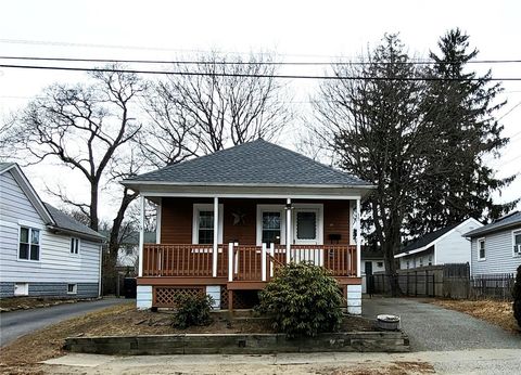 35 Transit Street Warwick RI 02889