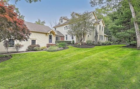 10 Owl Tree Lane East Greenwich RI 02818