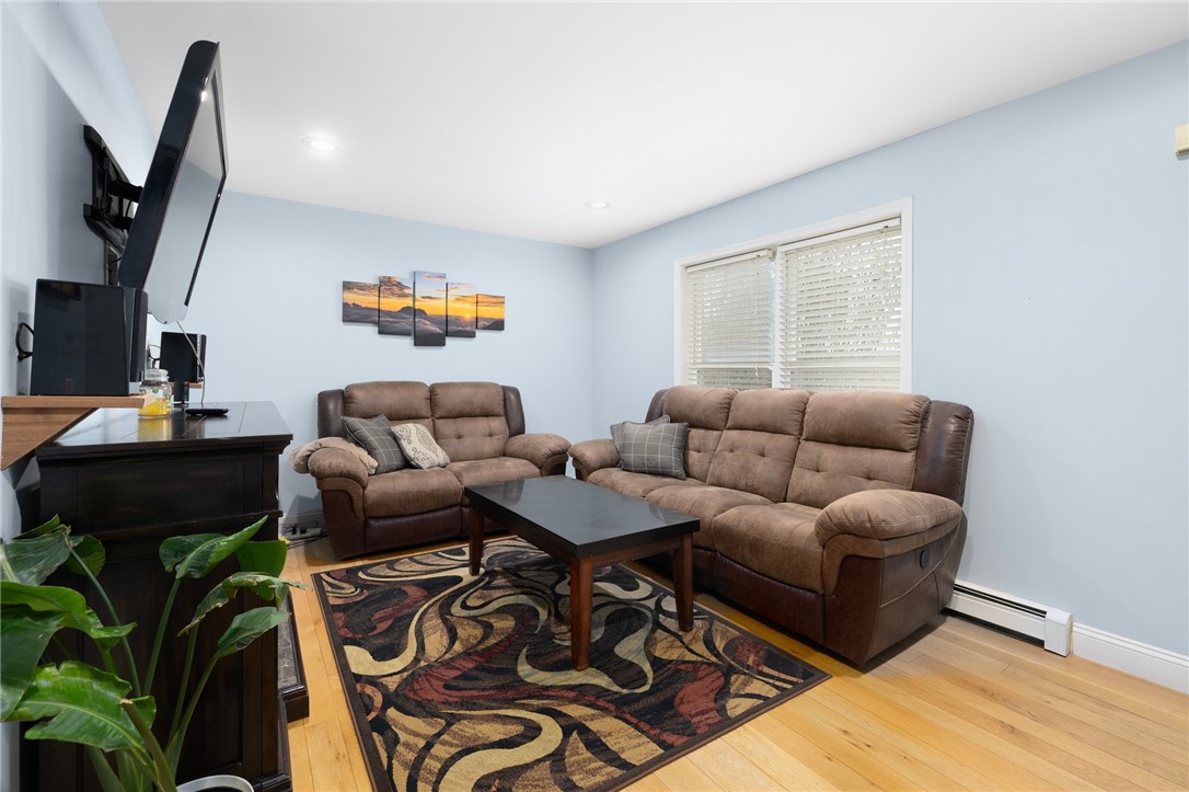 500 Kingstown Road 3B