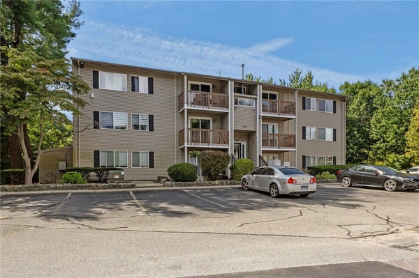 130 FORDSON AVE, CRANSTON, RI 02910 - Image 56a8a533f4bc7d1a462824a16cbbd0d6/1926539367