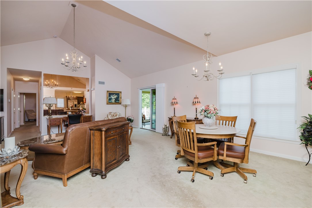 32 Village Way 32