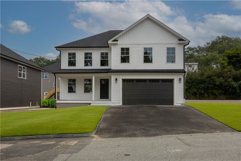 226 St Louis Avenue Woonsocket RI 02895