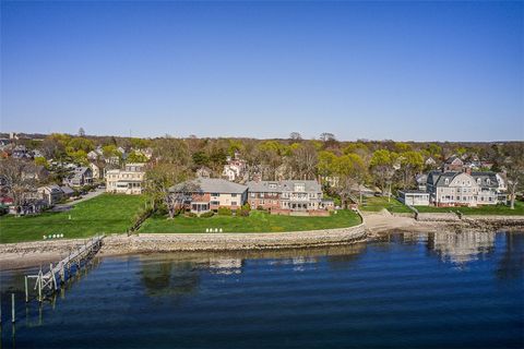 221 Hope Street 7 Bristol RI 02806