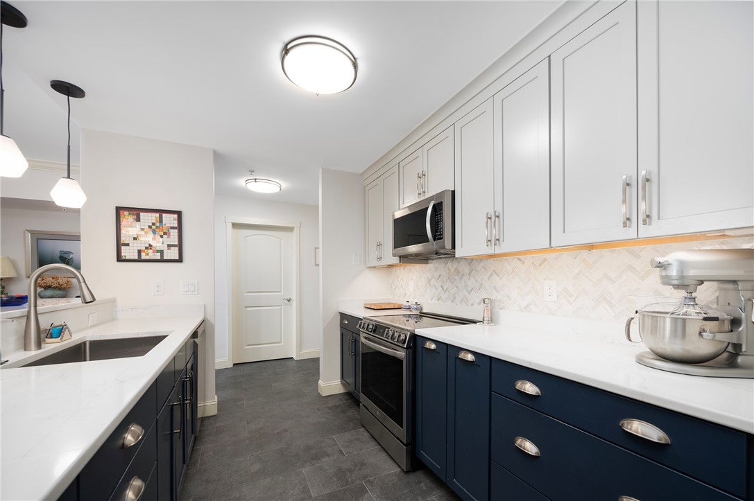 333 Atwells Avenue 206